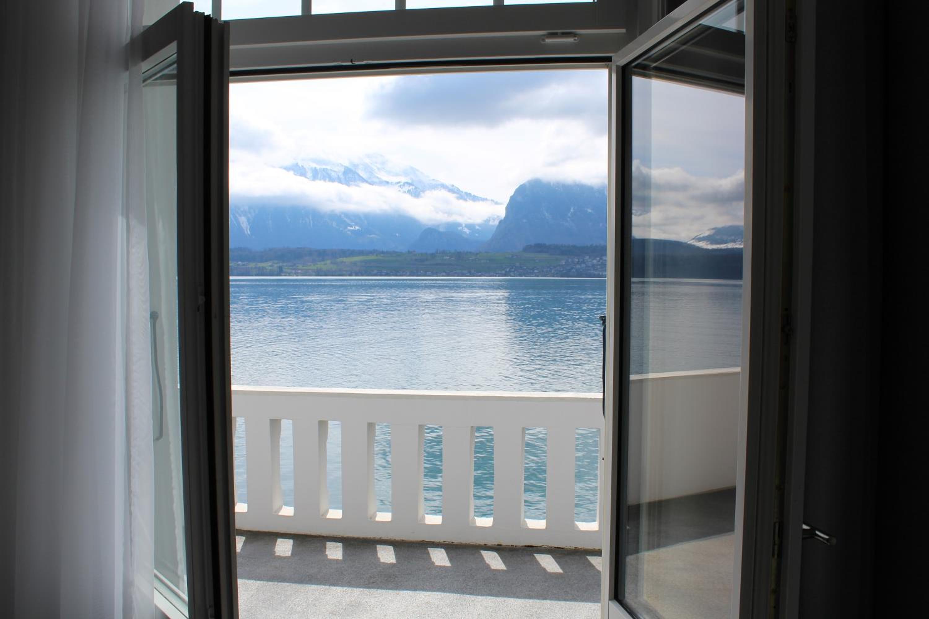 Suite with Lake View photo 3