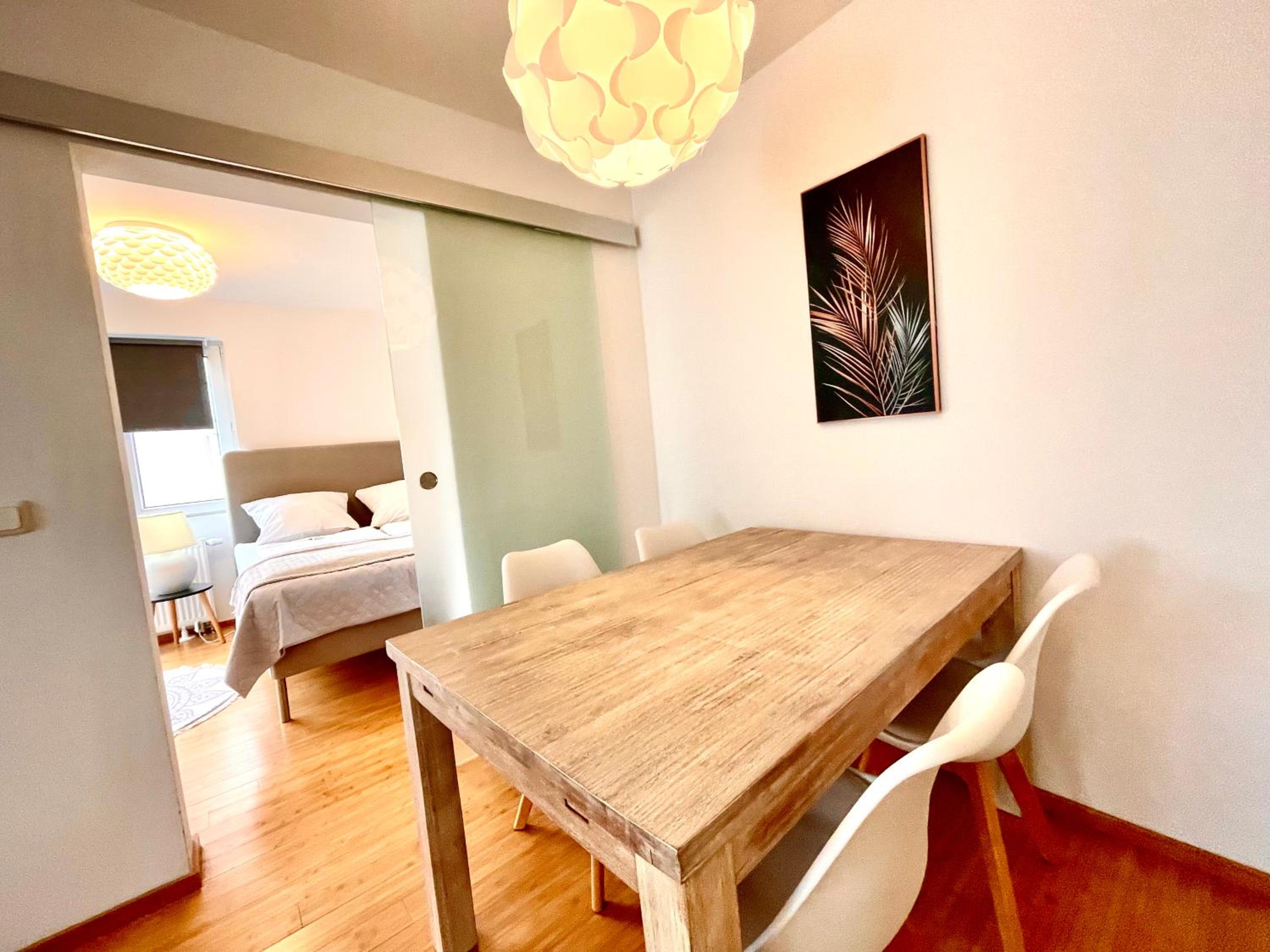 One-Bedroom Apartment - Photo 9
