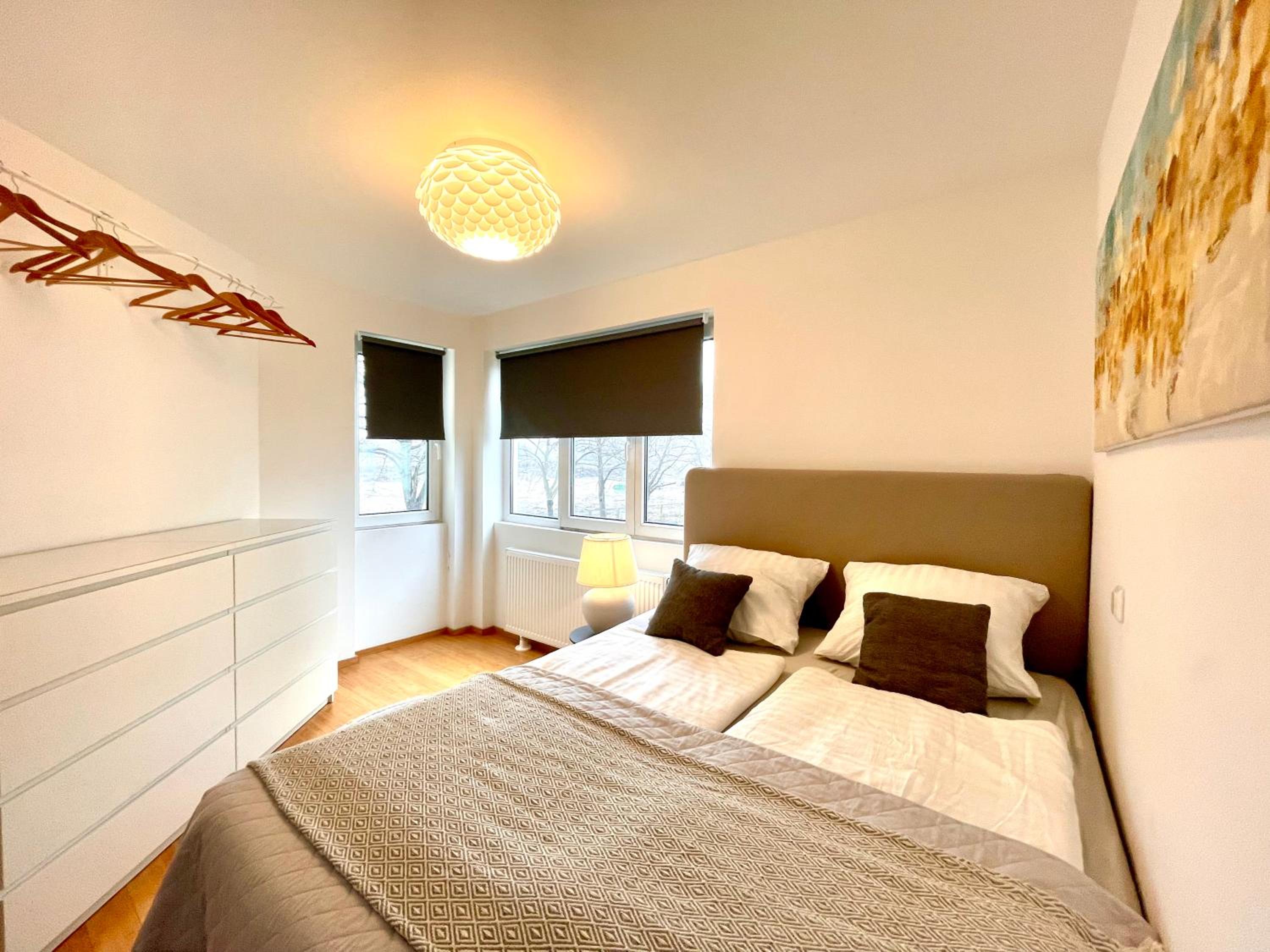 One-Bedroom Apartment - Photo 8