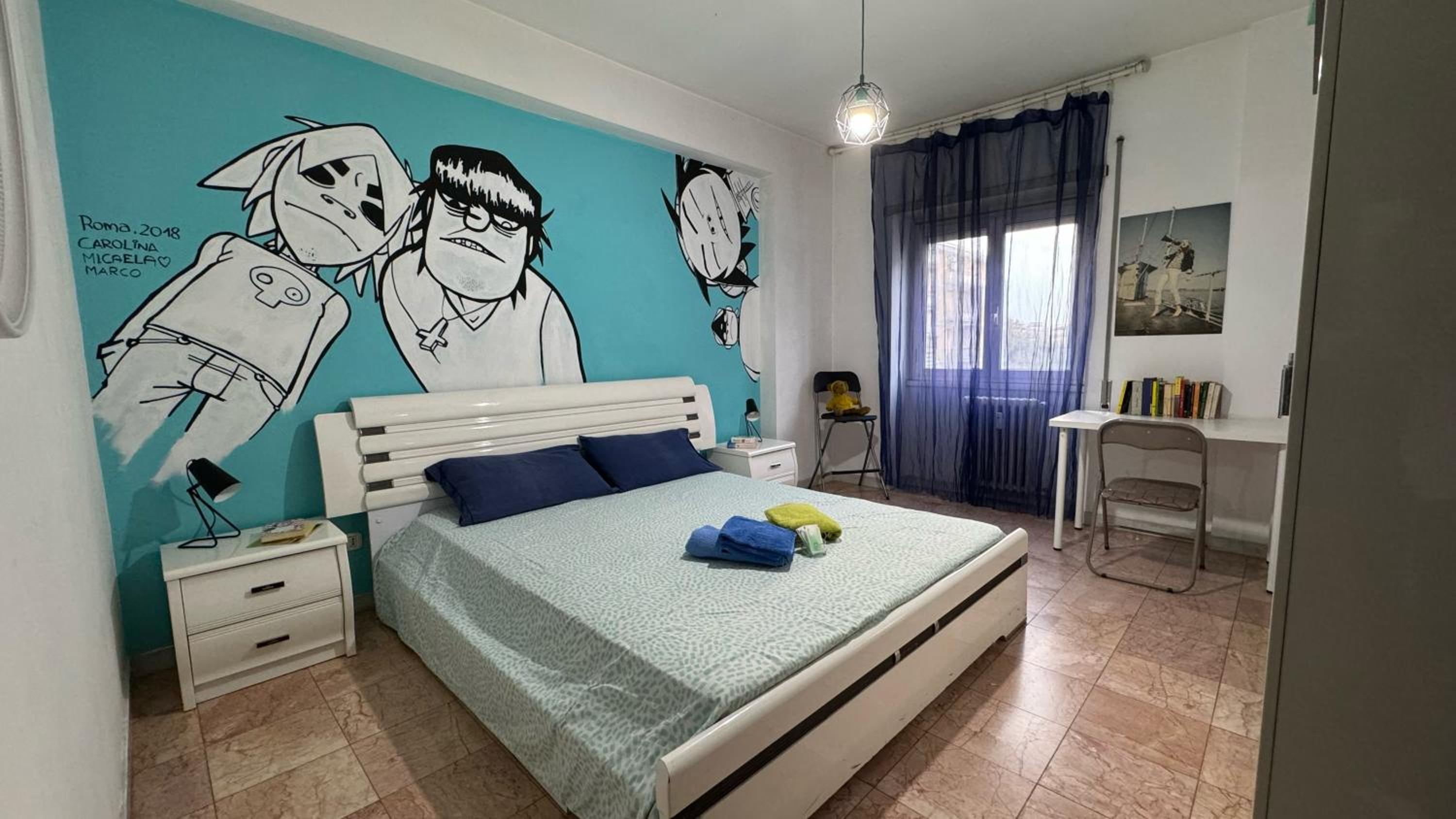 Queen Room with Shared Bathroom