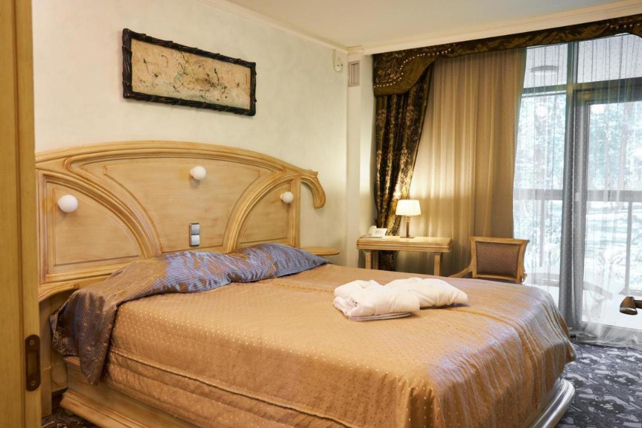 Deluxe Two-Bedroom Apartment With Spa Access With New Year Program    photo 3