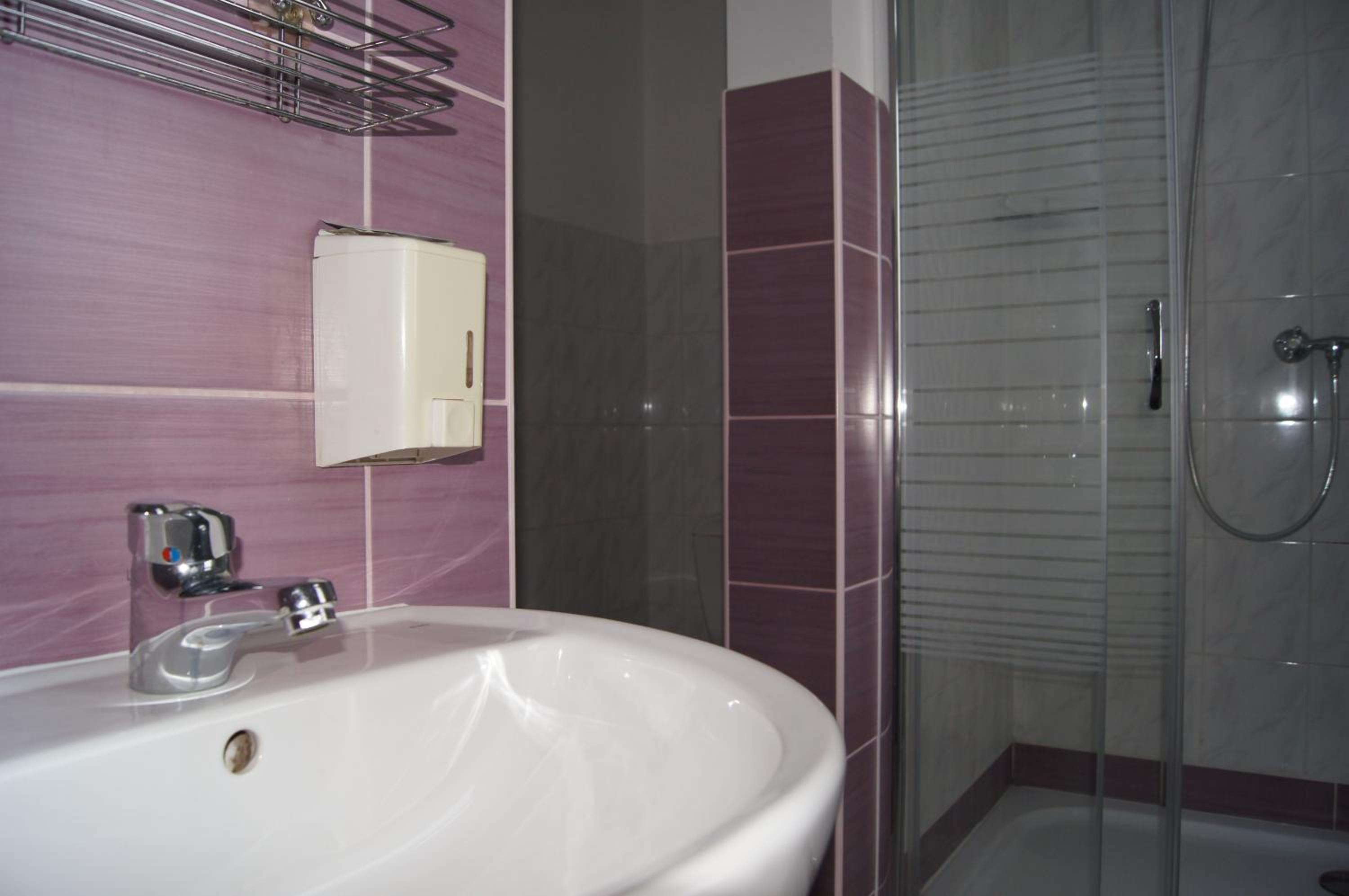 Double or Twin Room photo 3