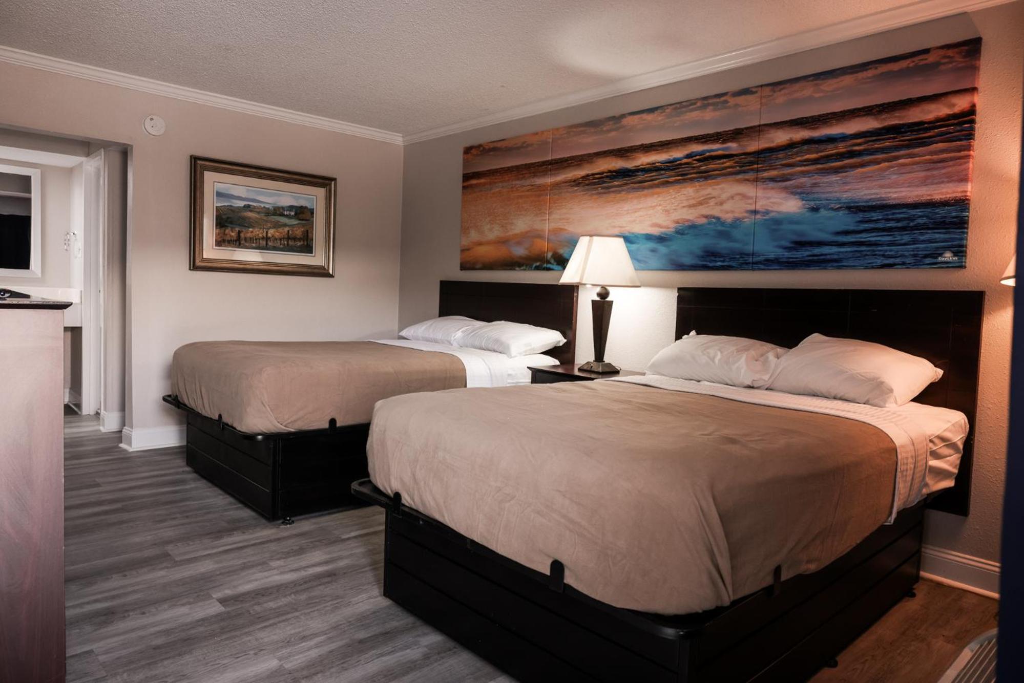 Premium 2 Full Bed photo 3
