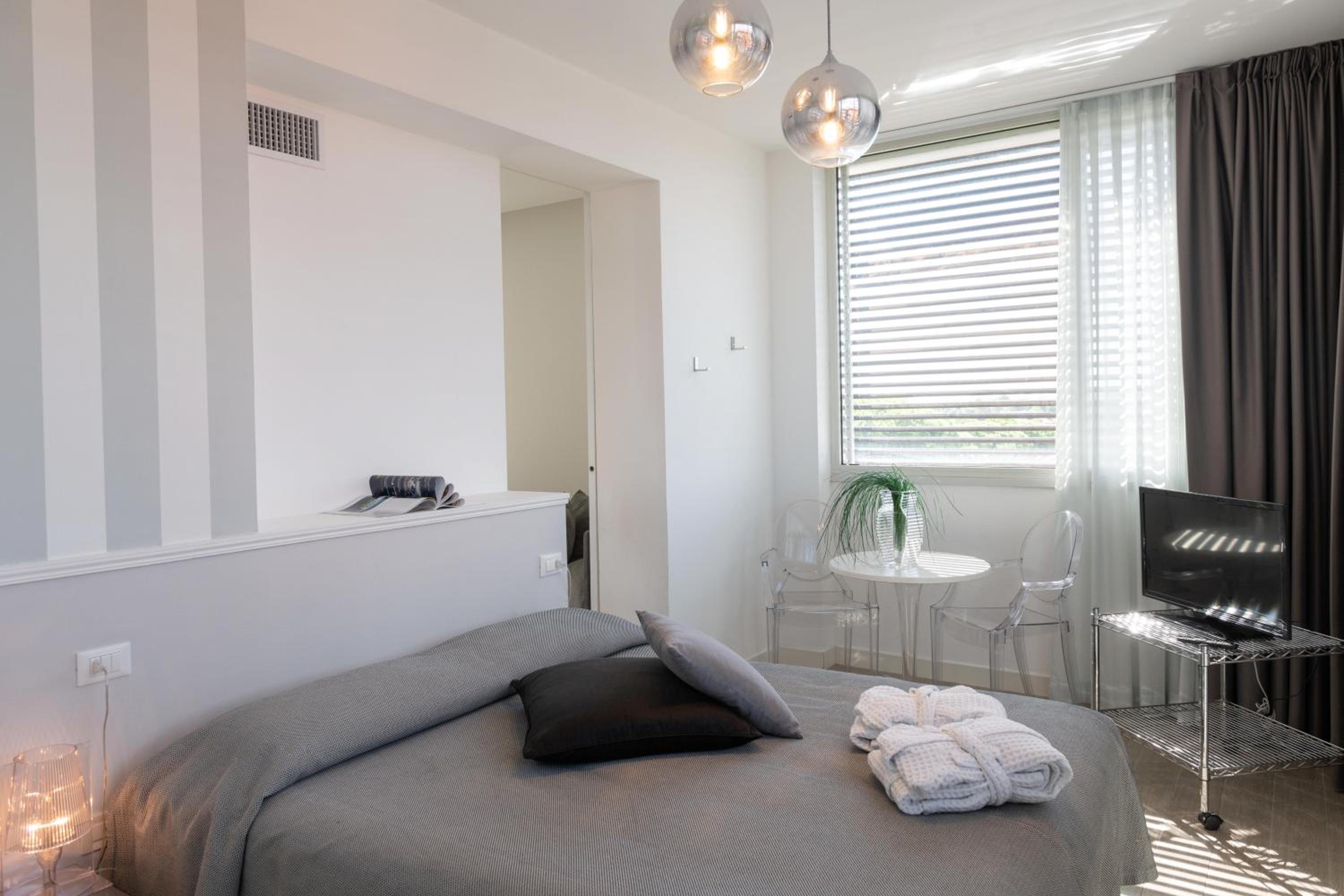 Junior Suite with Balcony photo 3