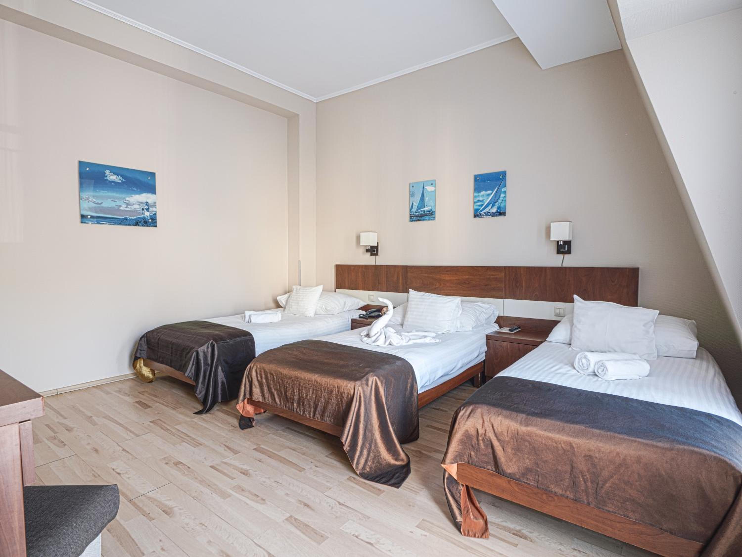 Triple Room - Photo 5