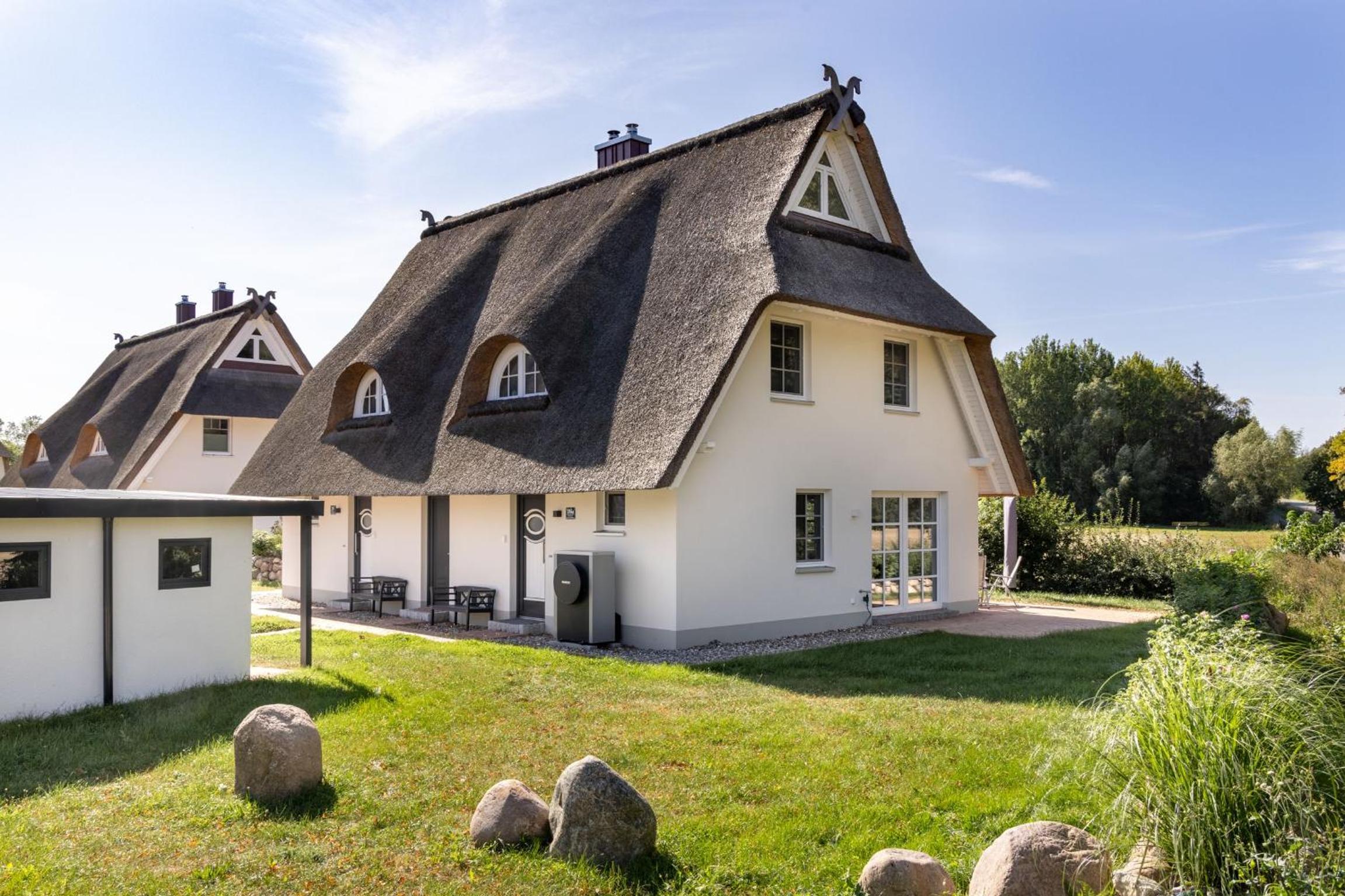 Two-Bedroom House photo 2