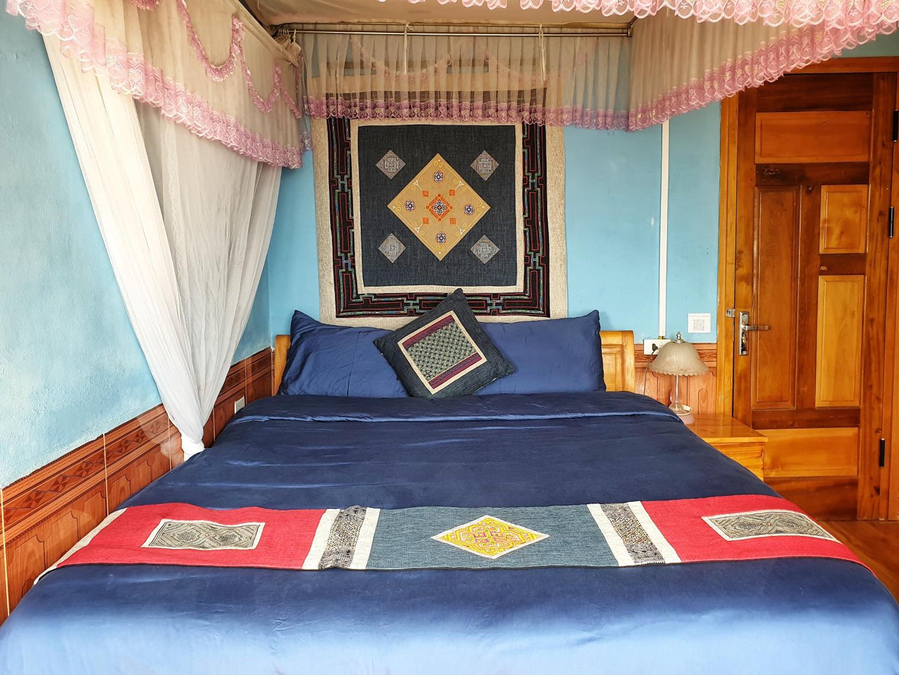 Junior Suite with Mountain View