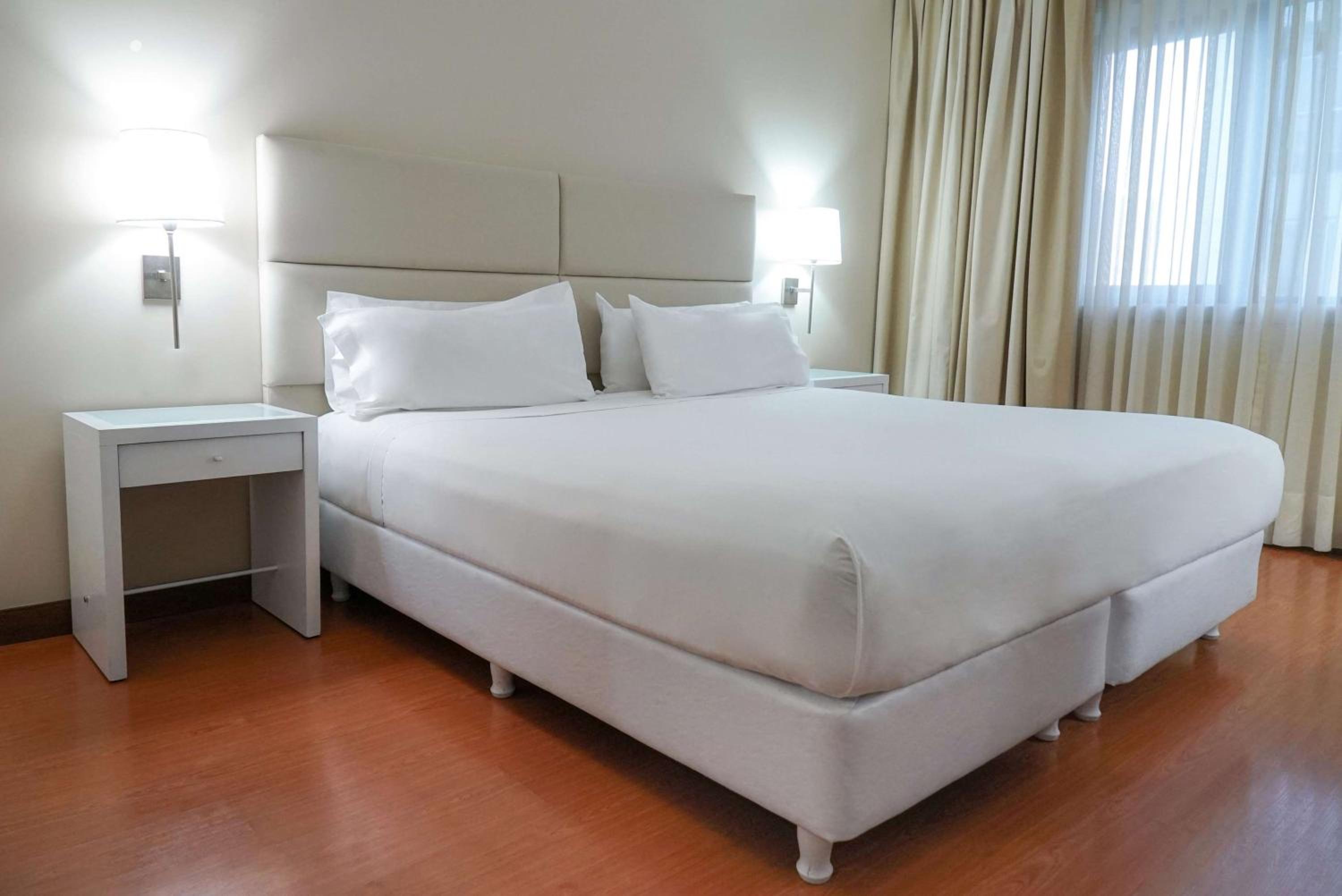 Standard Double Or Twin Room Free Parking Promo