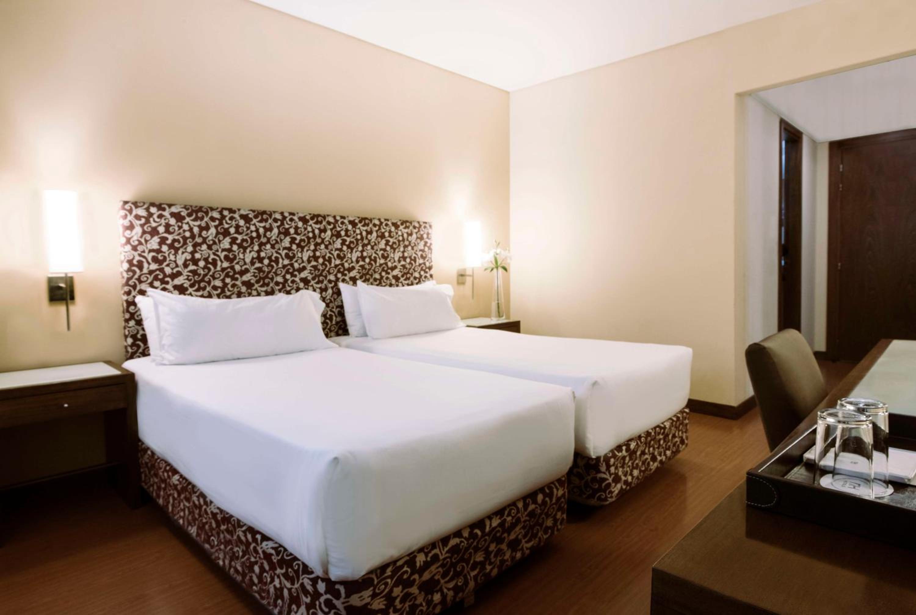 Superior Double Or Twin Room Free Parking Promo
