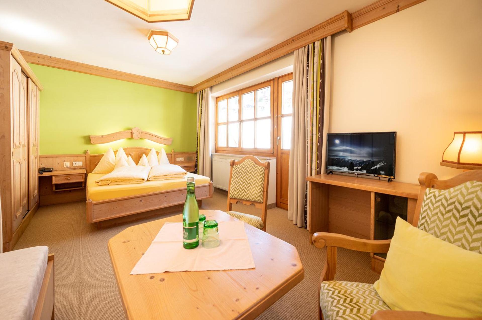 Triple Room with Balcony photo 1