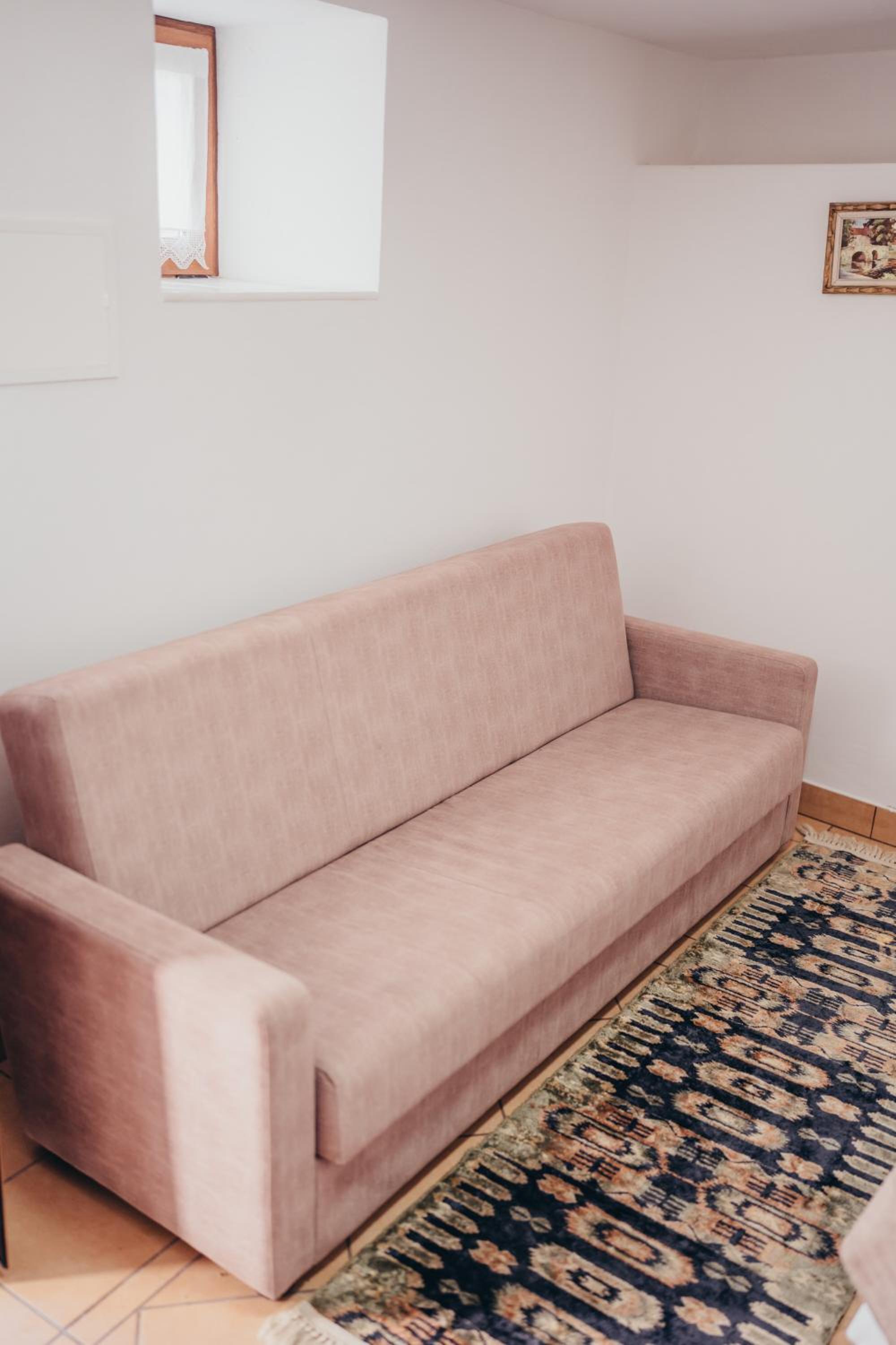 One-Bedroom House photo 1
