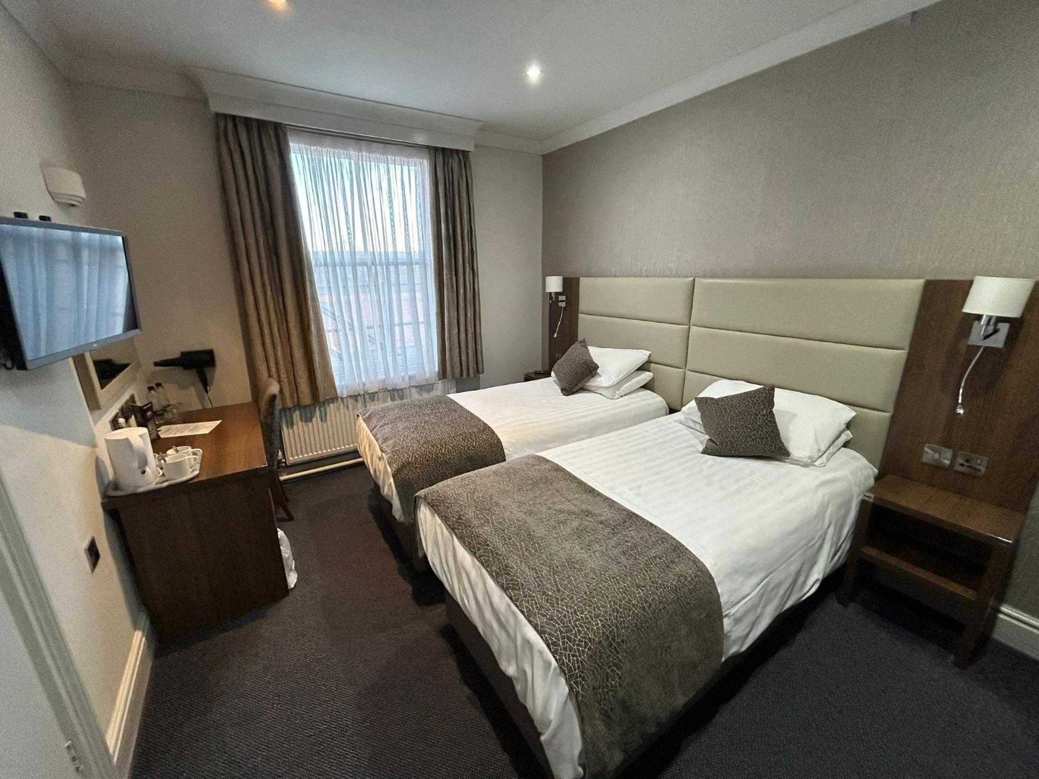 Twin Room photo 1