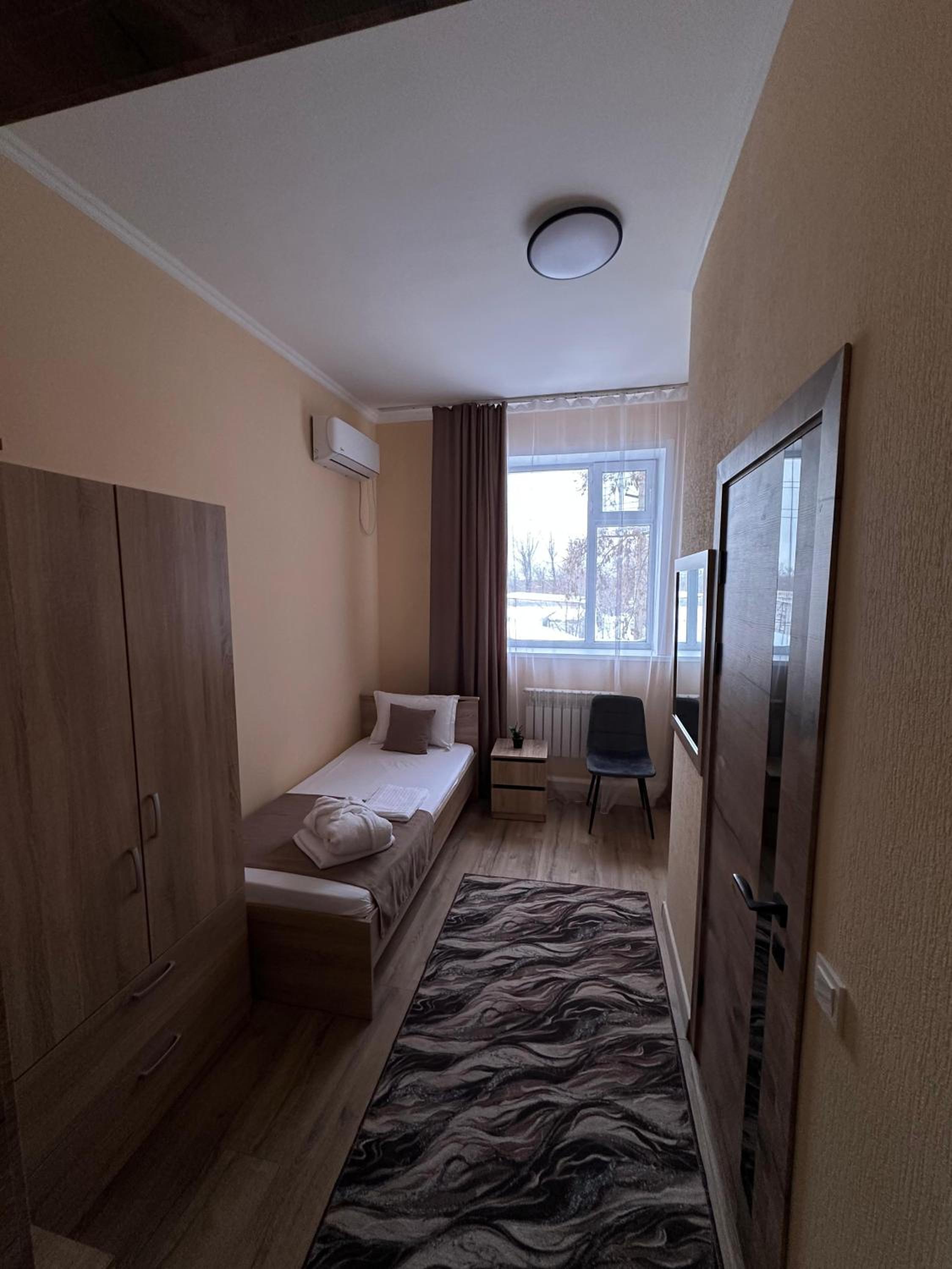 Single Room photo 3