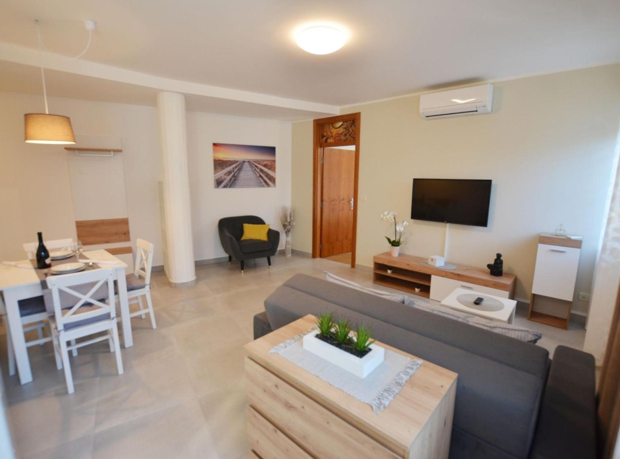 One Bedroom Apartment