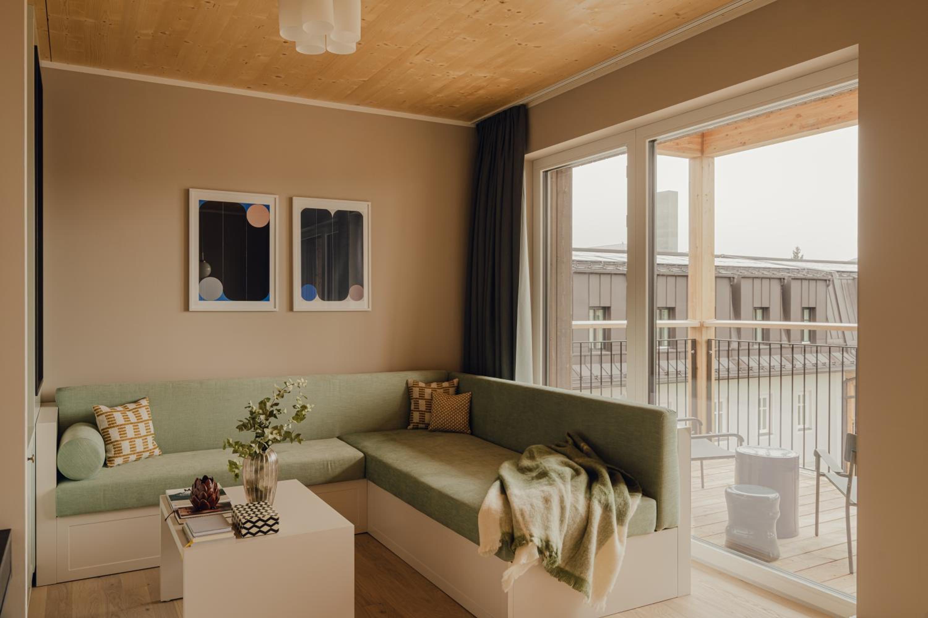Family Apartment with Balcony photo 1