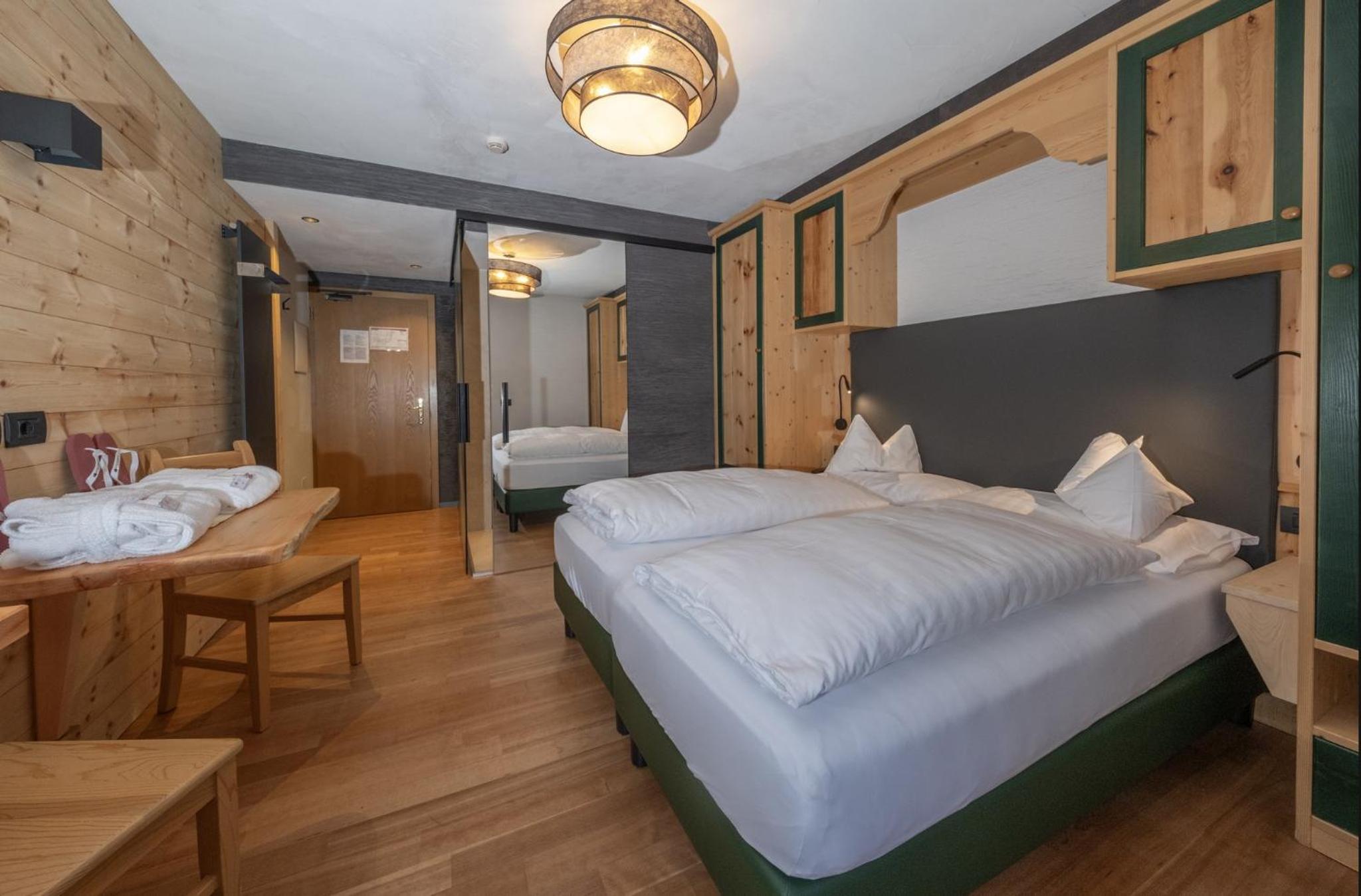 Single Room with Double Bed
