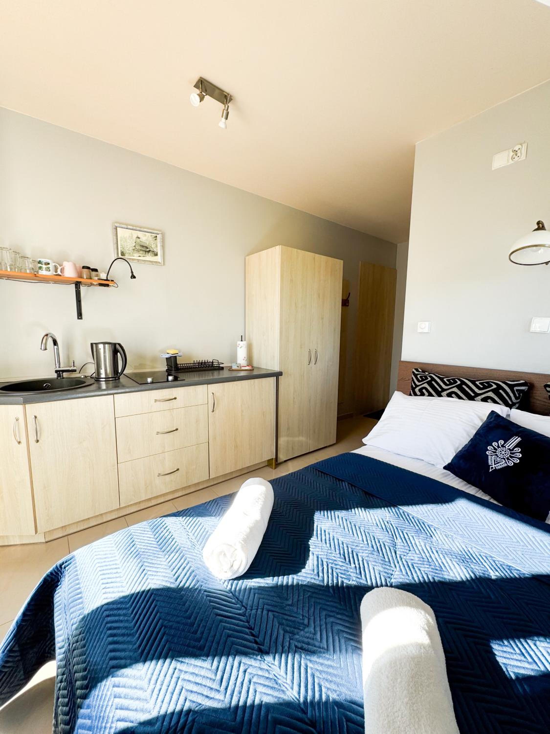 Double Room with Mountain View - Photo 4