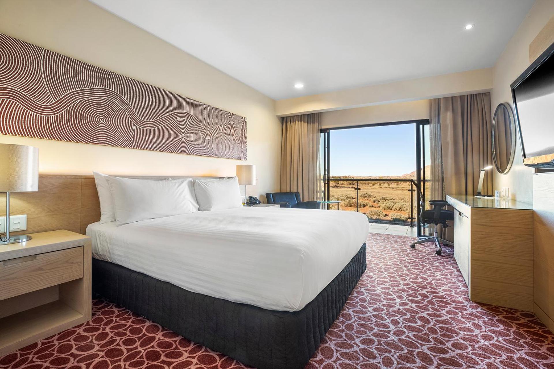 Premium King Room with Mountain View