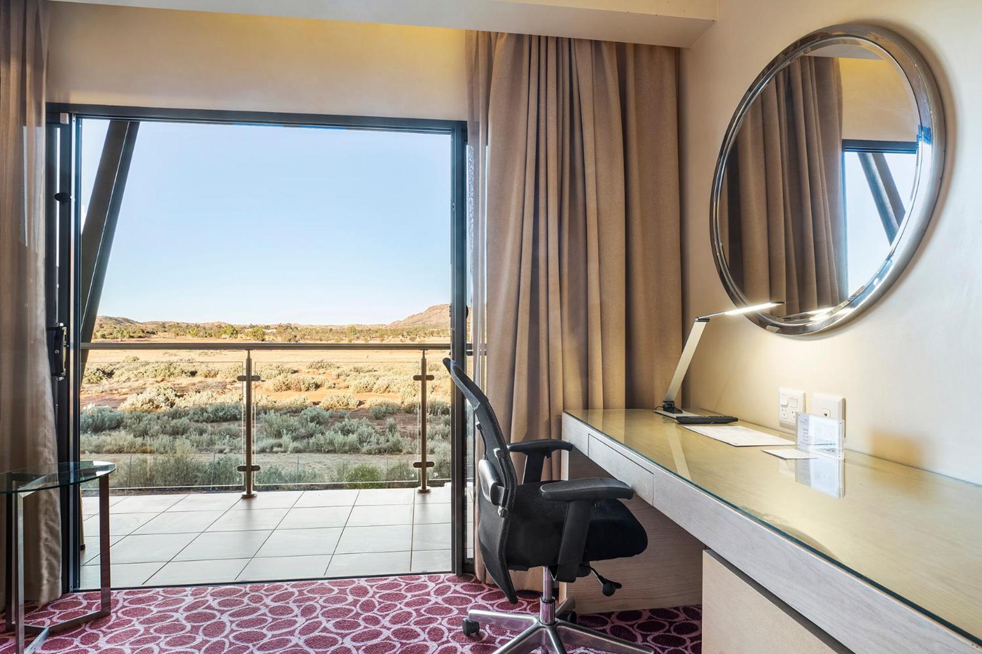 Premium King Room with Mountain View
