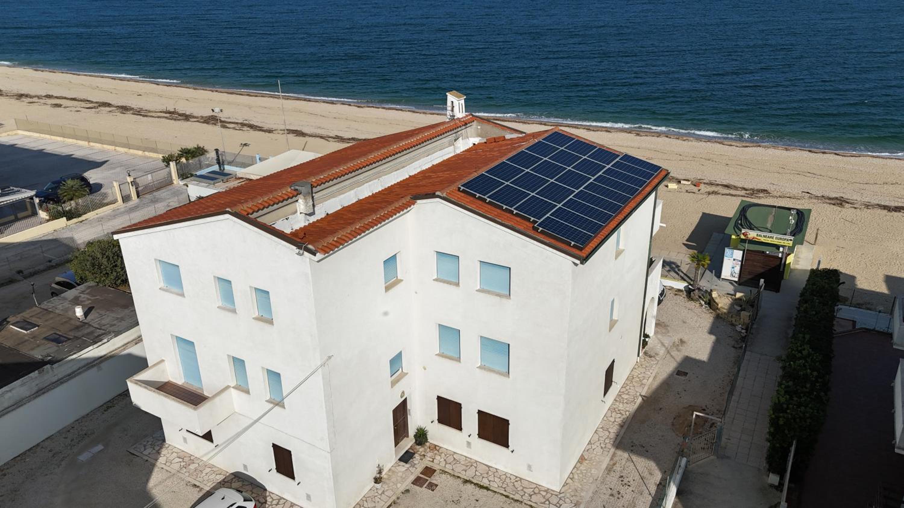 Two-Bedroom Apartment photo 2