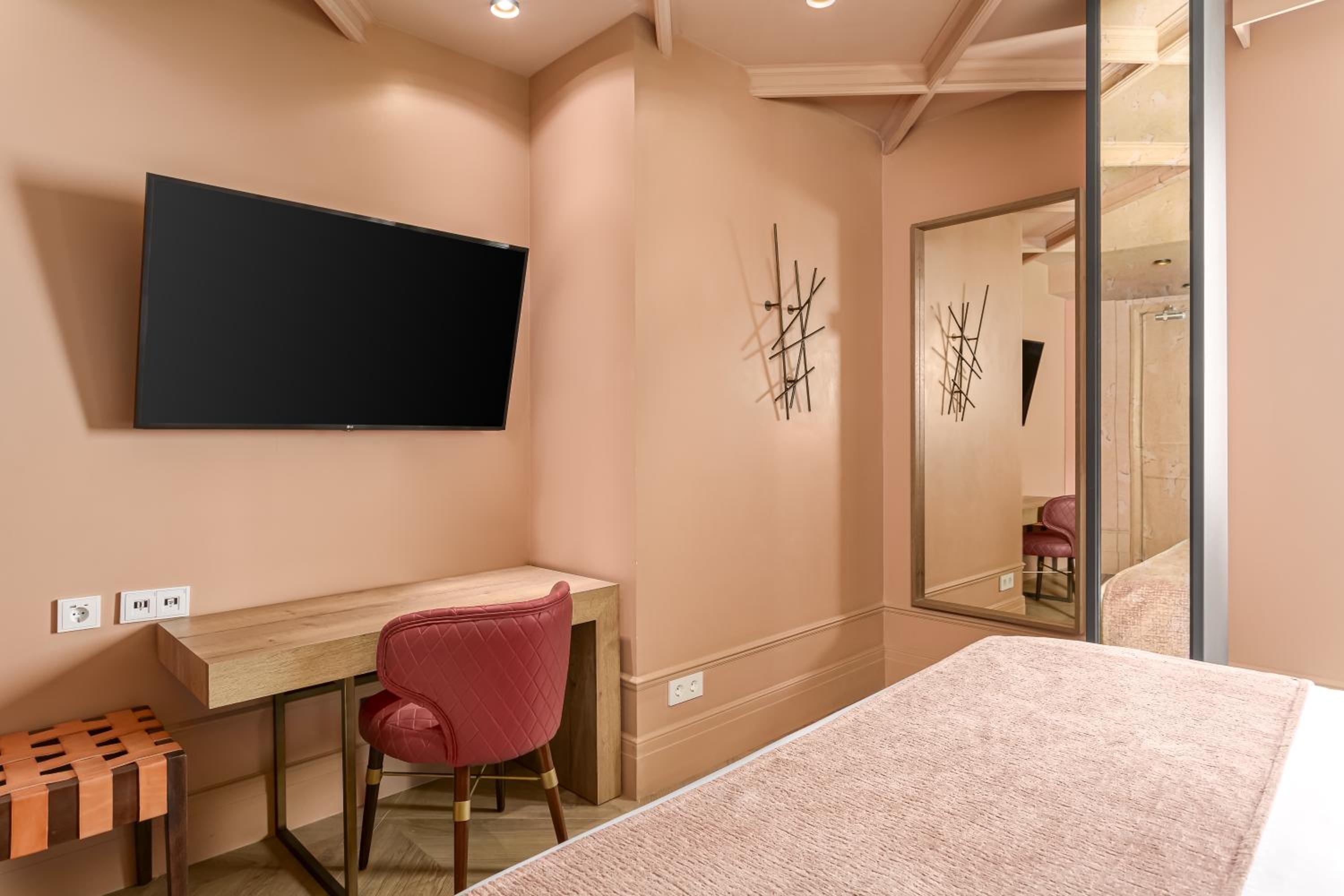 Executive Double Room - Photo 5