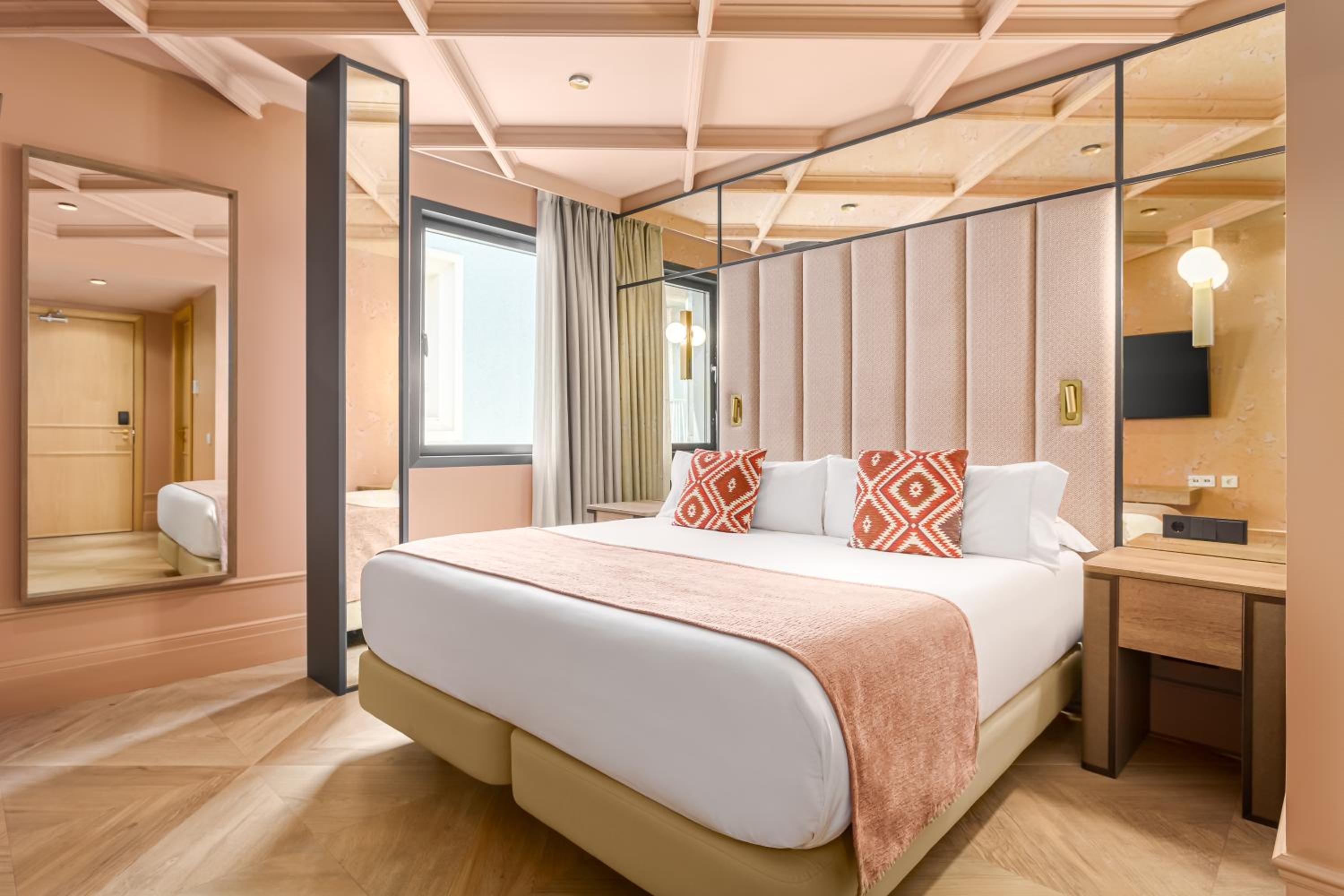 Executive Double Room - Photo 6
