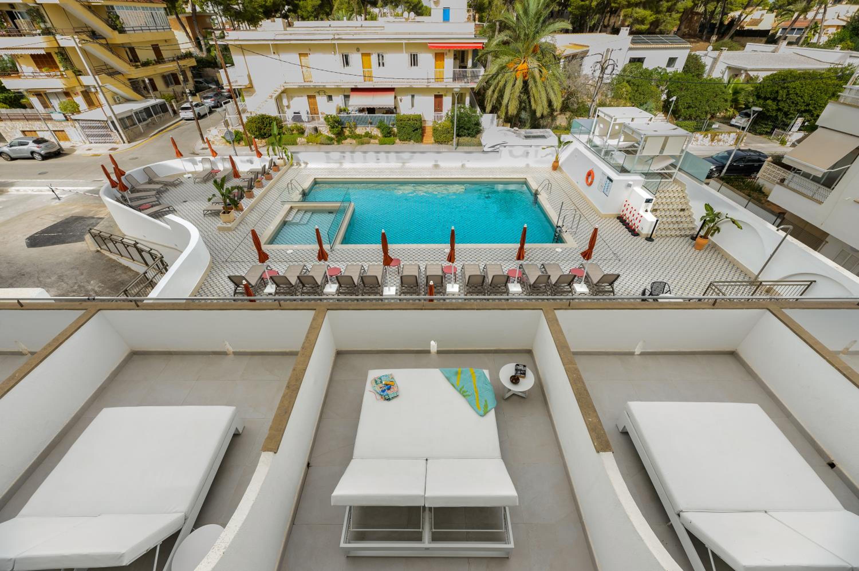 Twin Room with Terrace - Photo 8