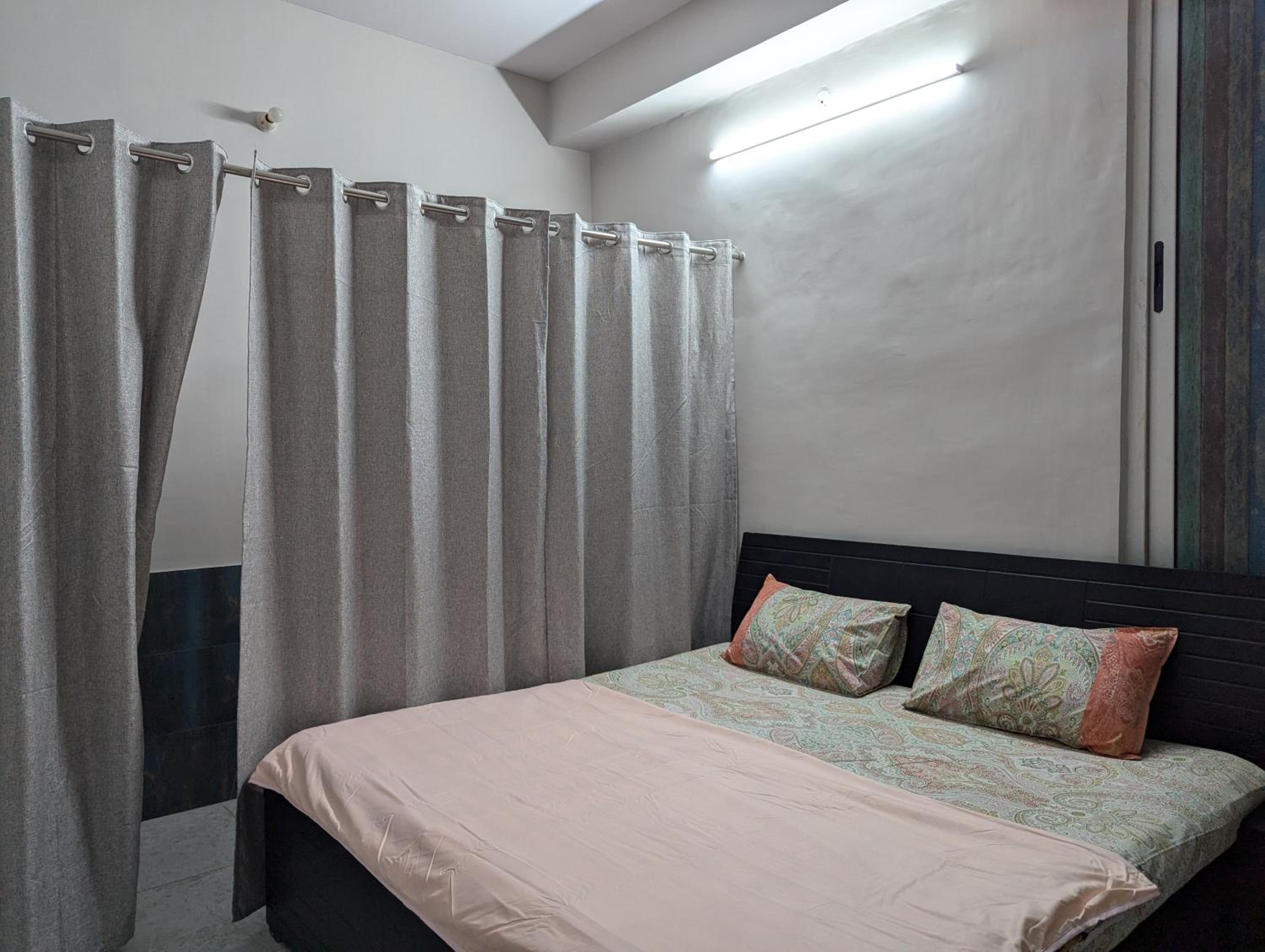 Two-Bedroom Apartment - Photo 10