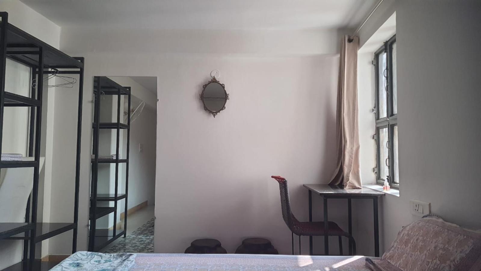 Standard Double Room - Photo 19