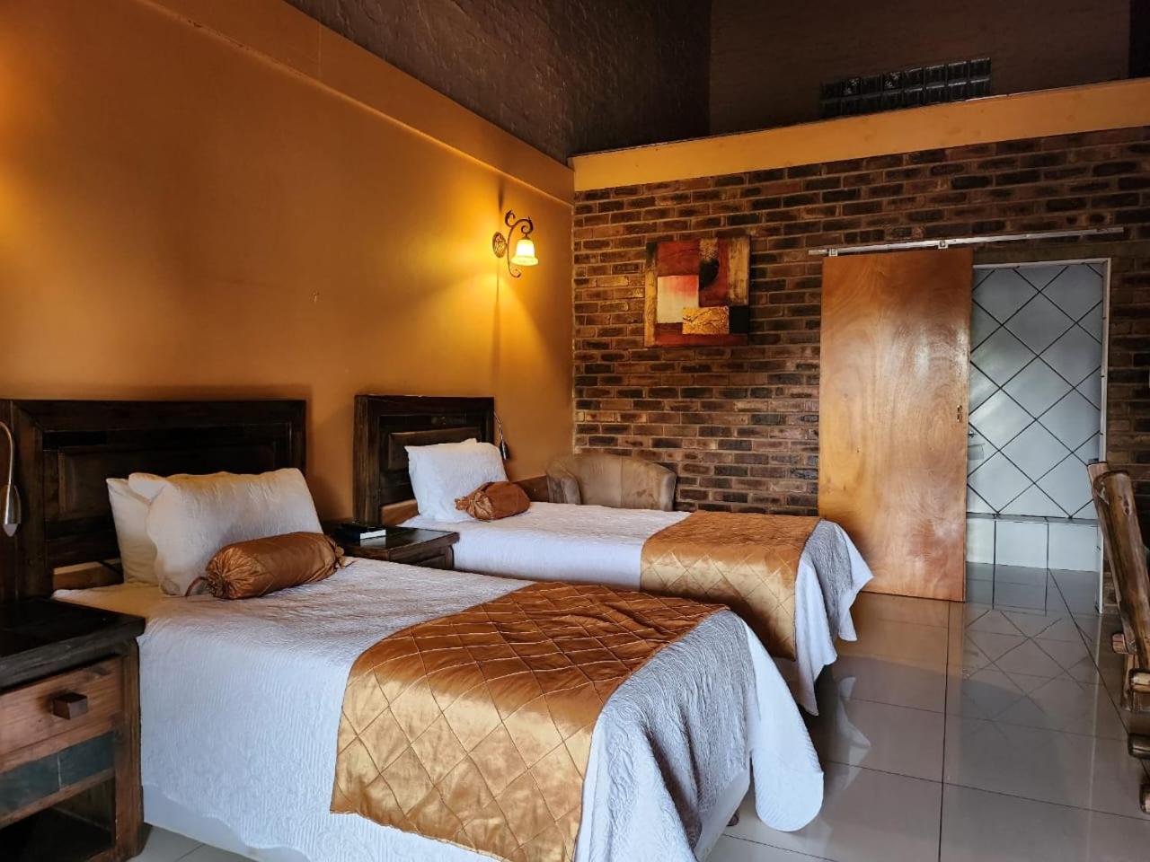 Double Room photo 3