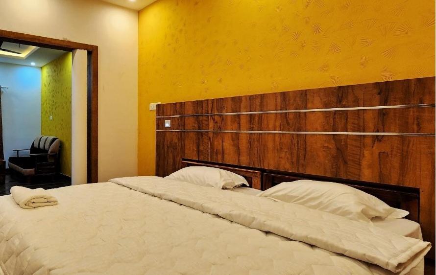 Double Room with Lake View