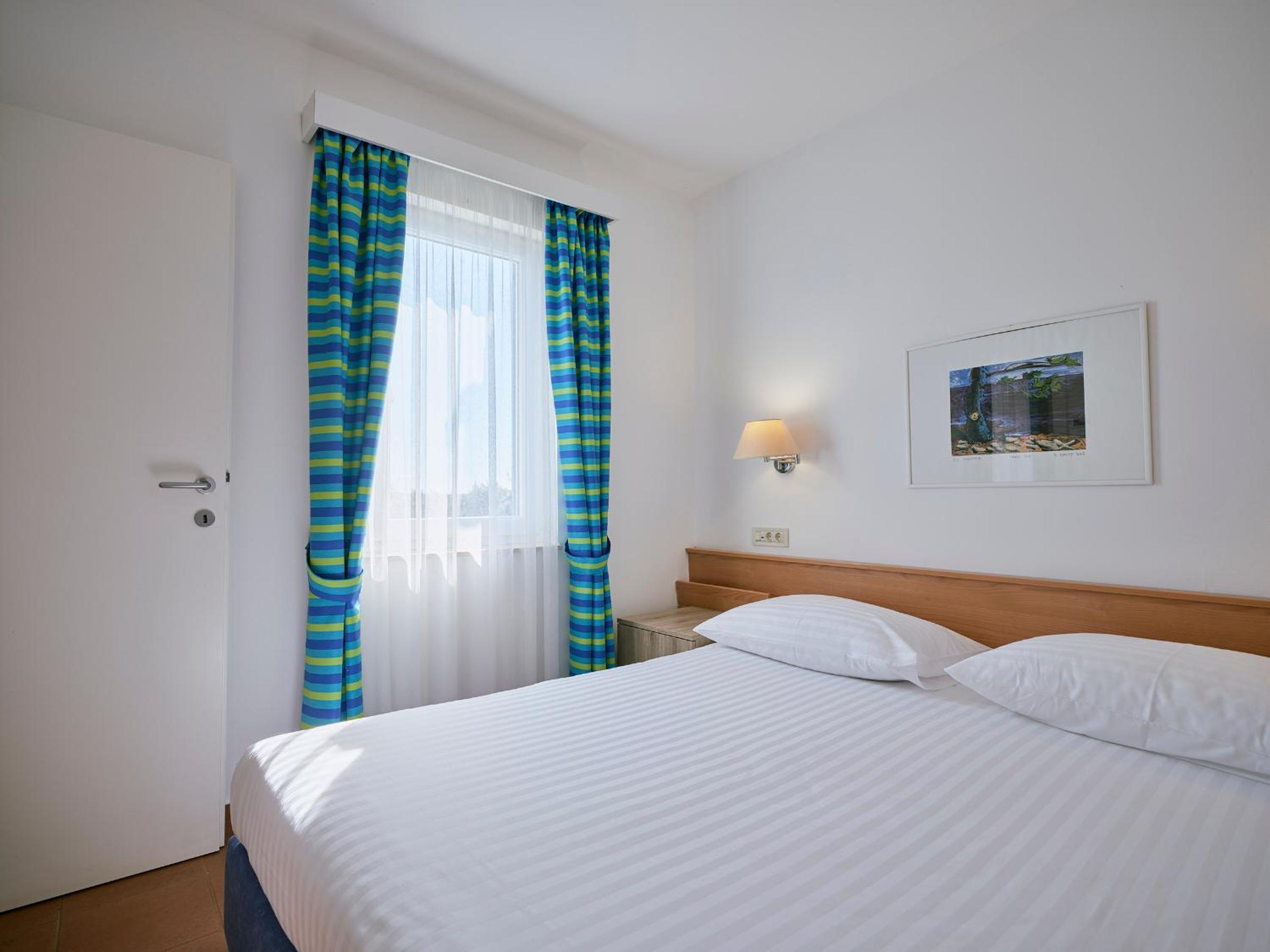 Standard One-Bedroom Apartment - Photo 1