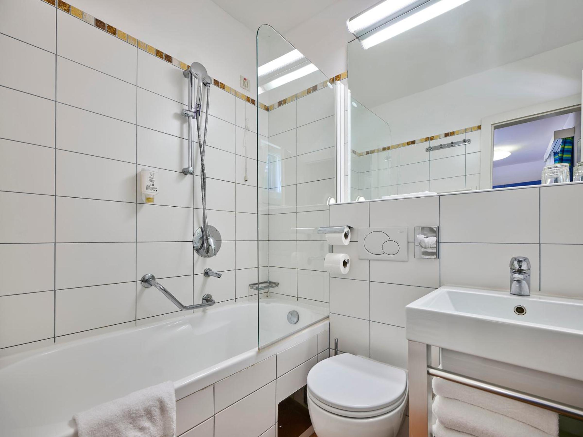 Standard One-Bedroom Apartment - Photo 7