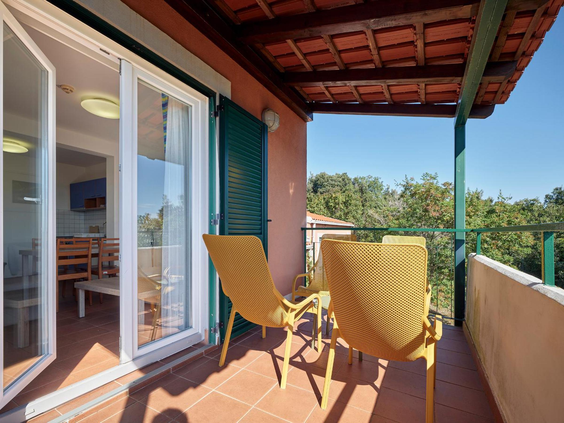 Standard One-Bedroom Apartment - Photo 6
