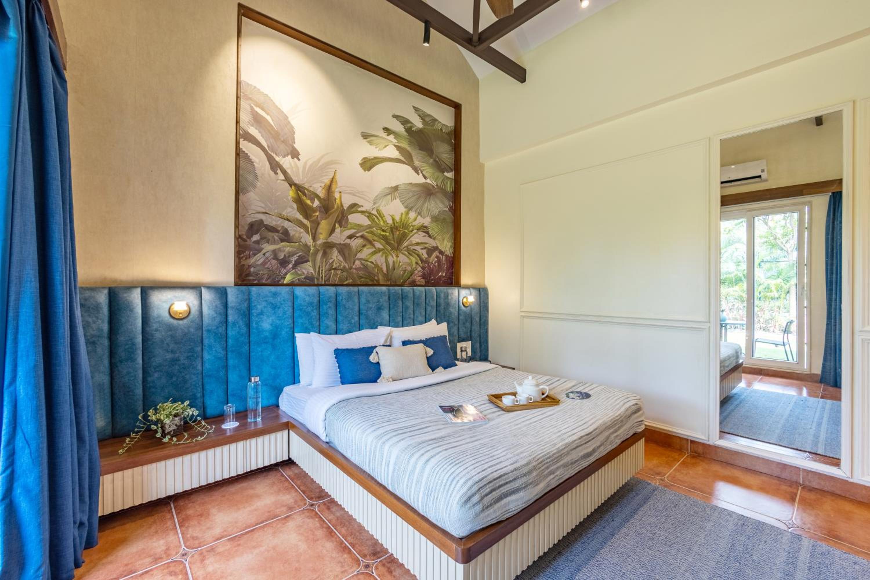 Villa photo 1
