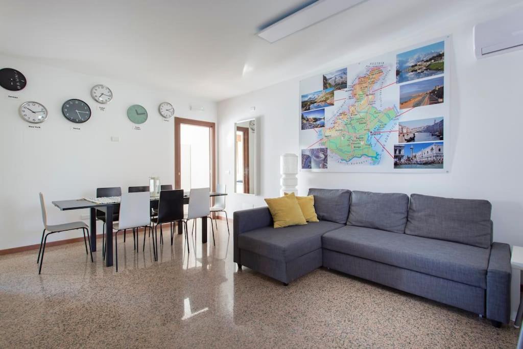 Villa photo 1