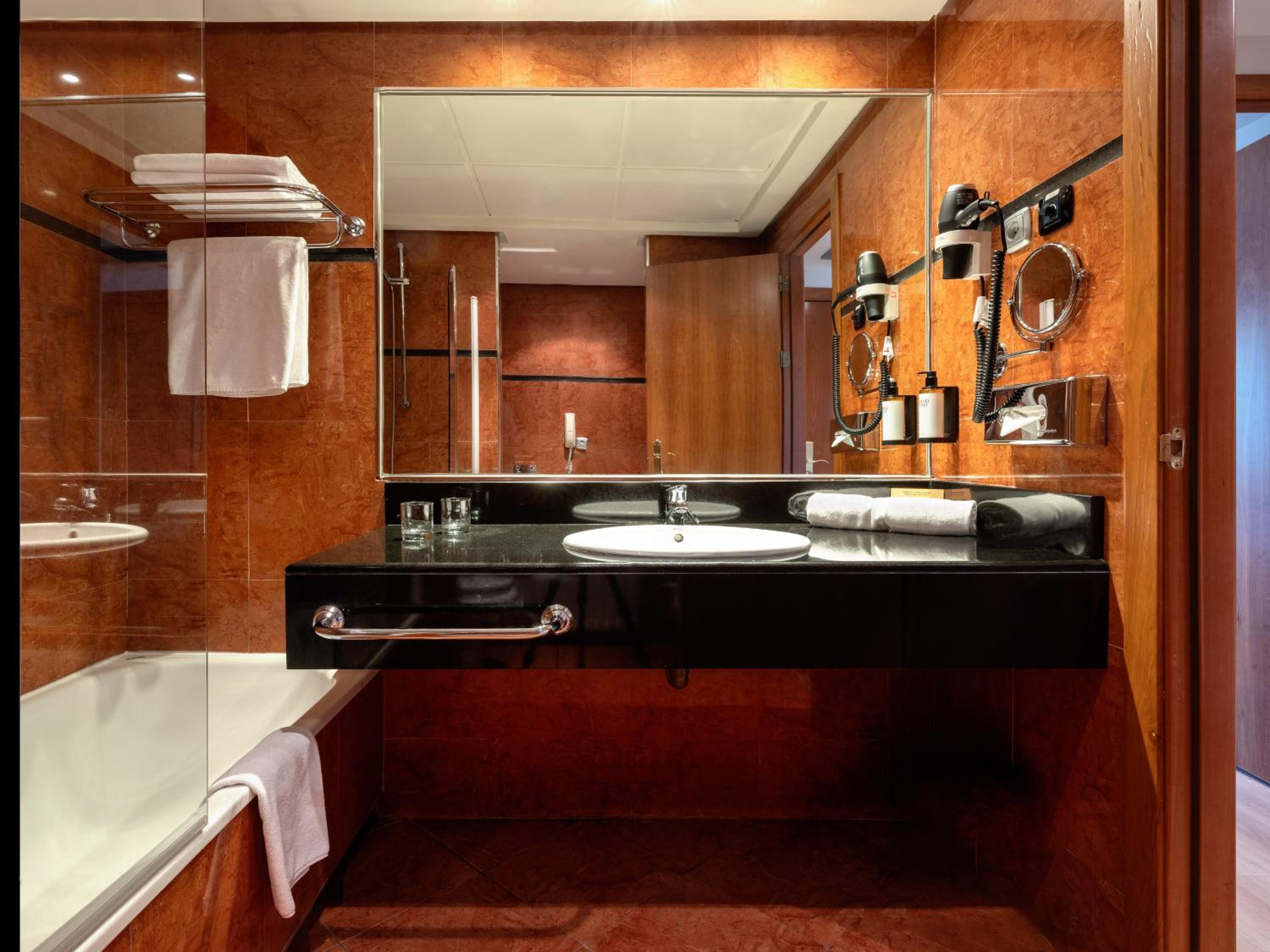 Standard Room photo 2