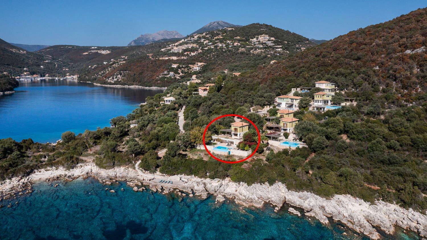 Villa photo 3