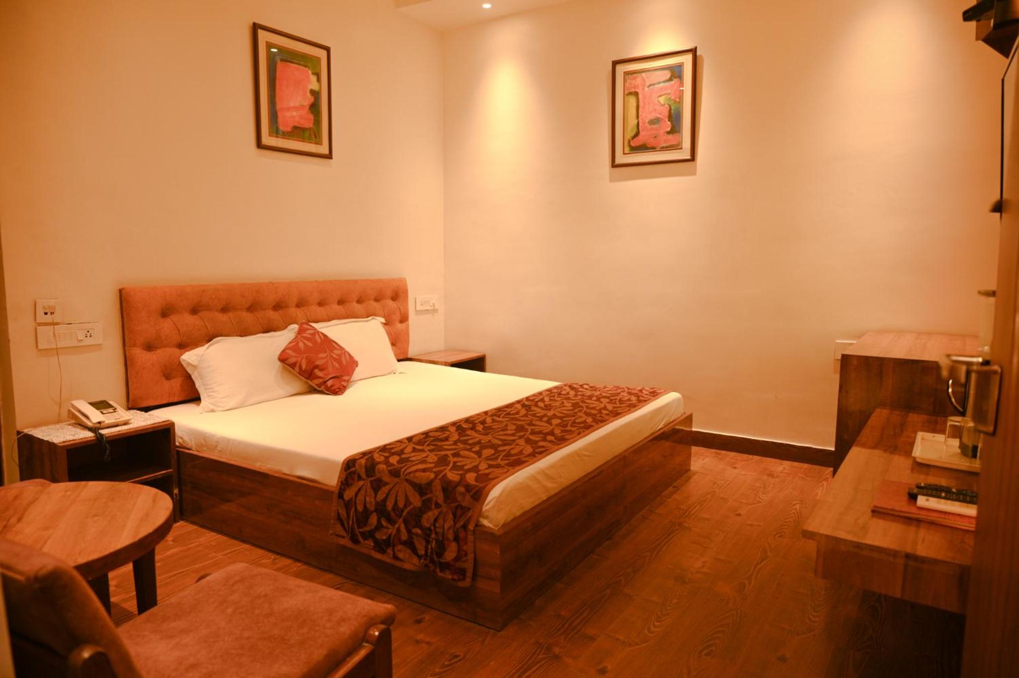 Deluxe Double Room - Photo 3