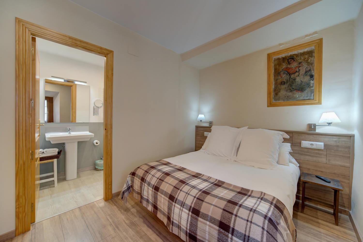 Habitación Doble con Baño Privado