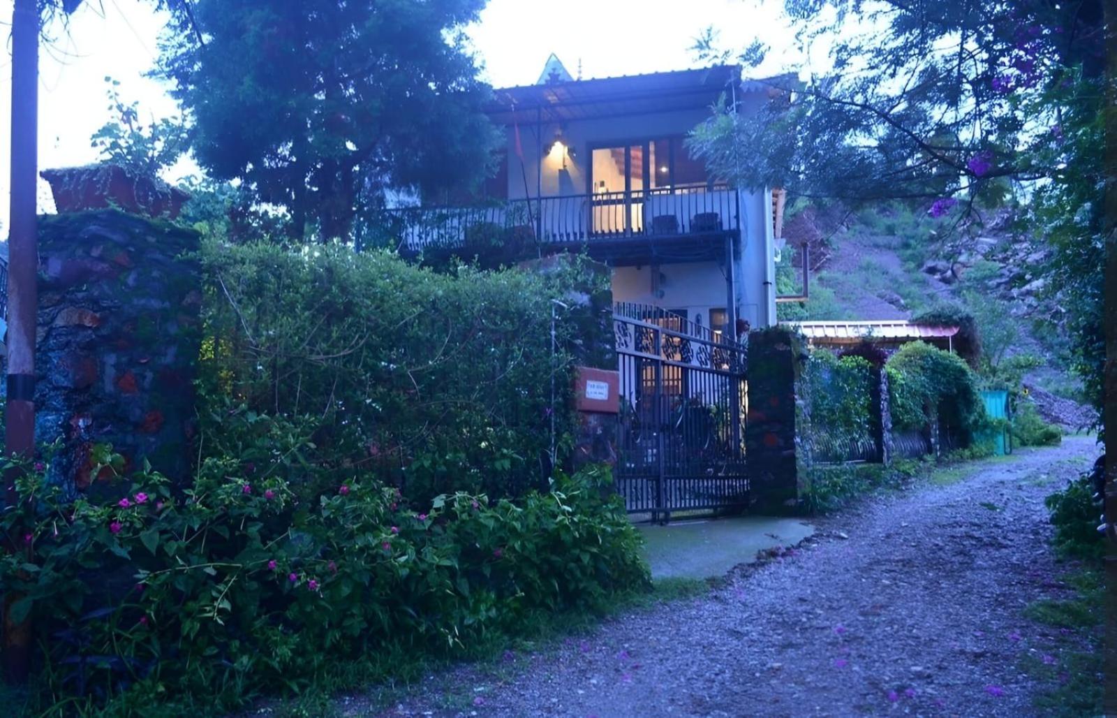 One-Bedroom House photo 2