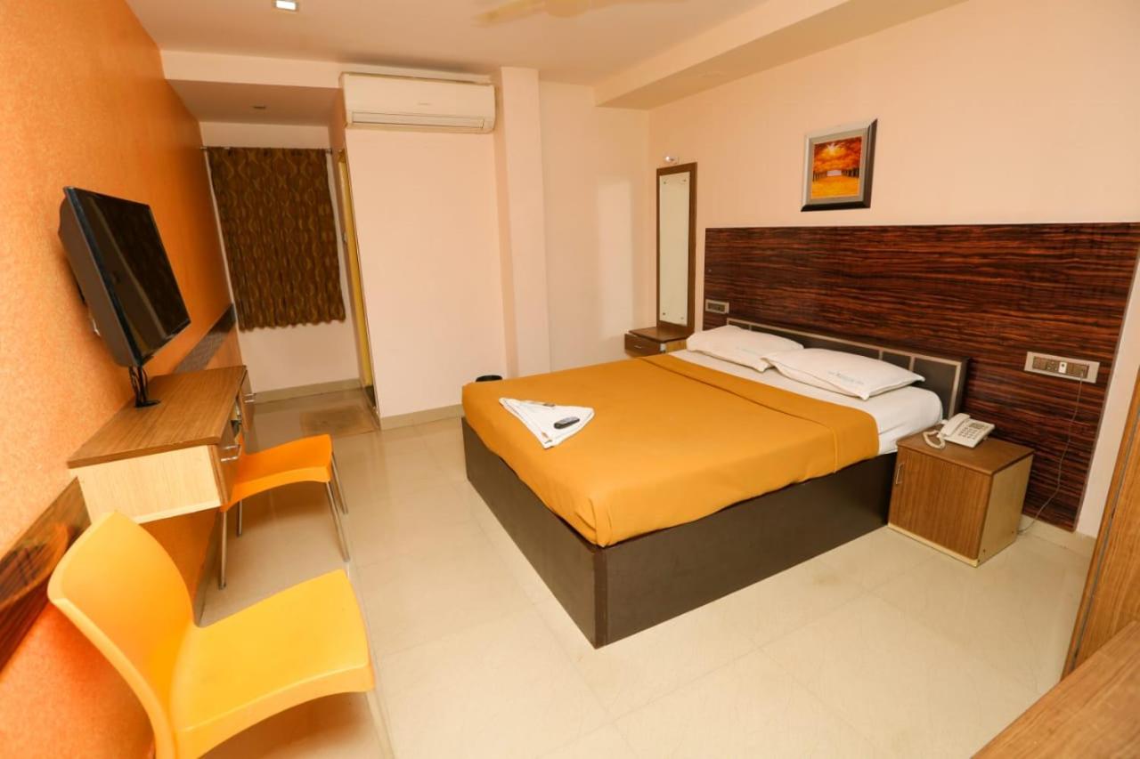 Deluxe Single Room