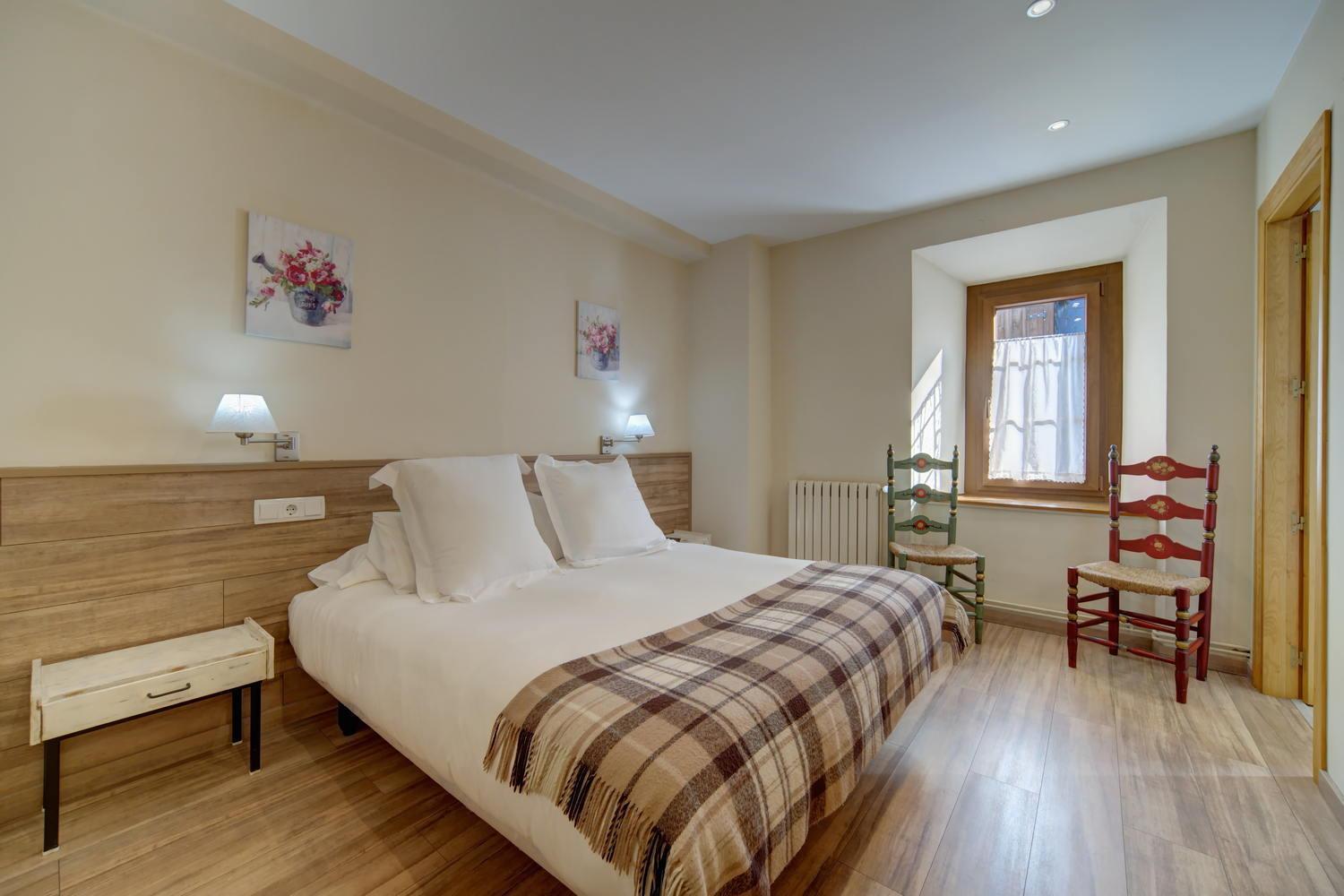 Habitación Doble con Baño Privado