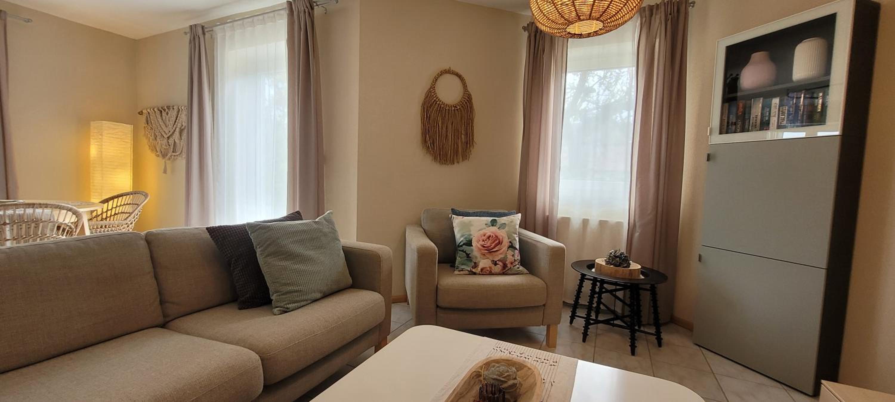 One-Bedroom Apartment with Garden View photo 2