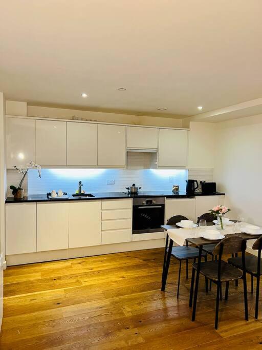 Two-Bedroom Apartment photo 2