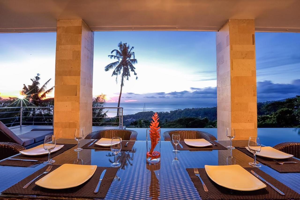 Three-Bedroom Villa photo 2