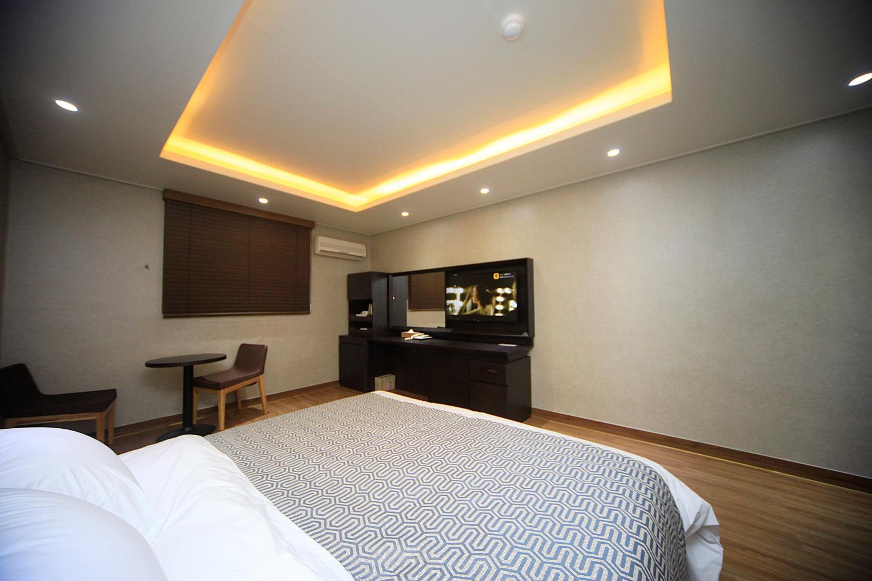 Deluxe Double Room - Photo 5