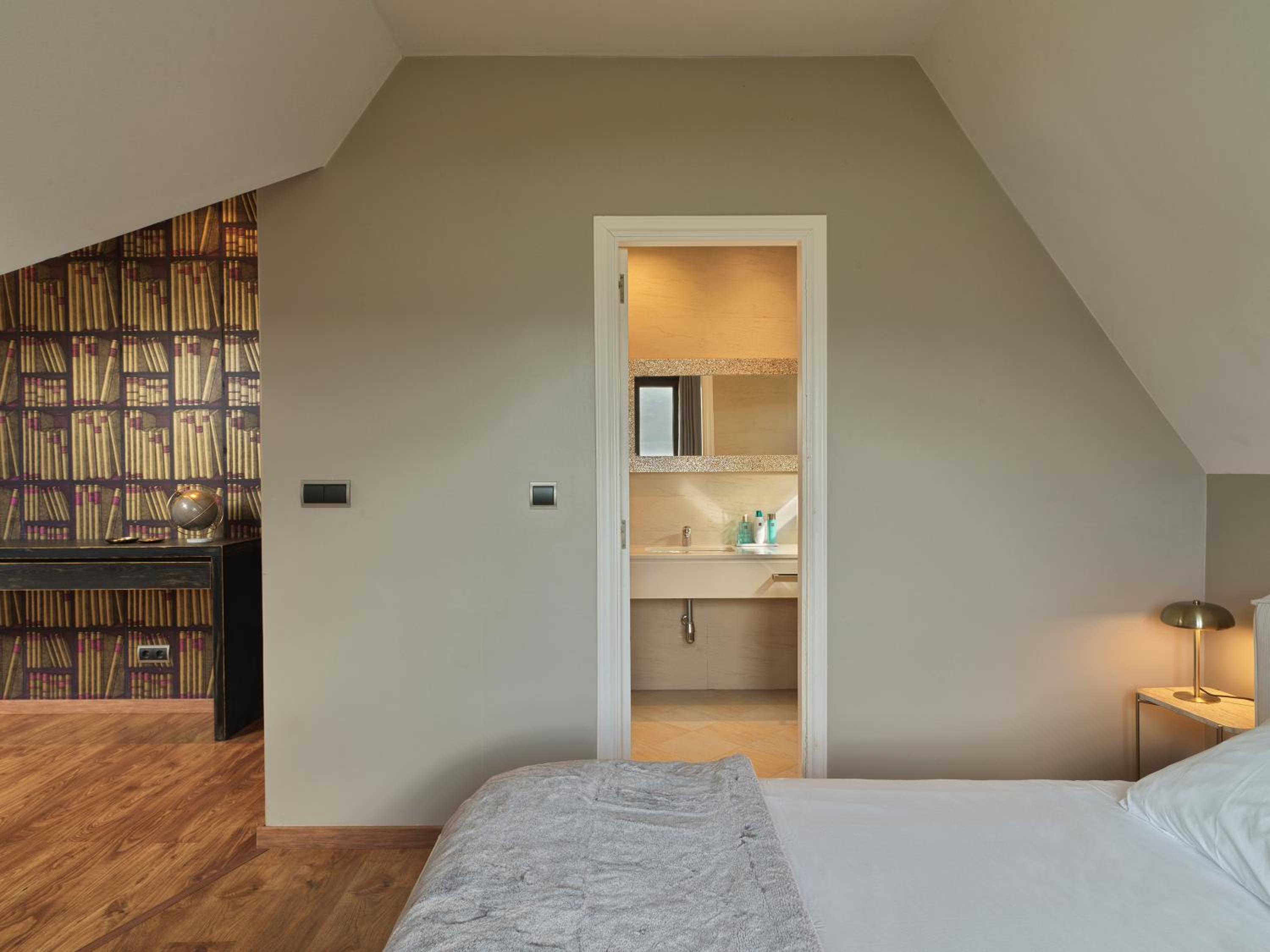 Deluxe Double Room with Balcony and Sea View photo 2