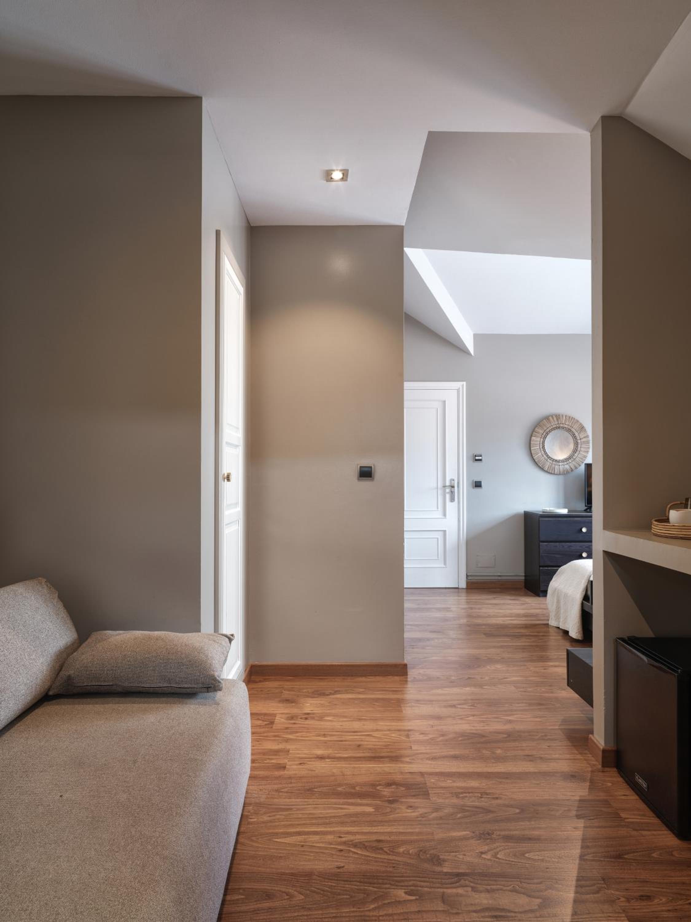 Large Double Room photo 3