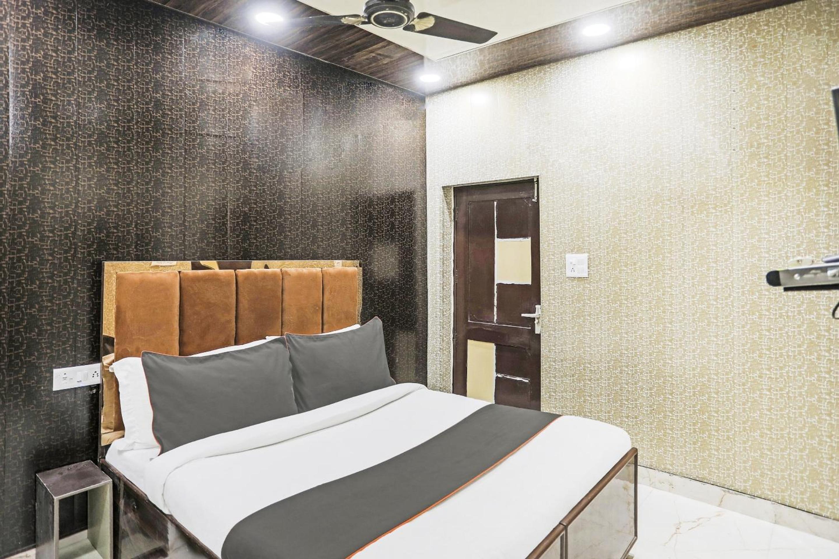Classic Triple Room